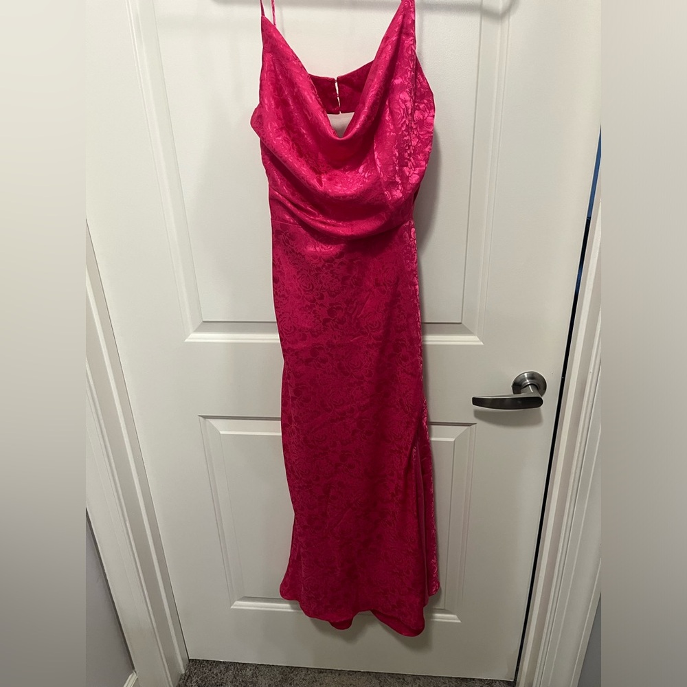 Lulus pink jacquard styled dress